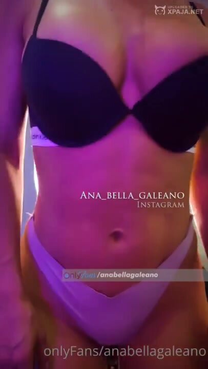 Anabella Galeano show 3